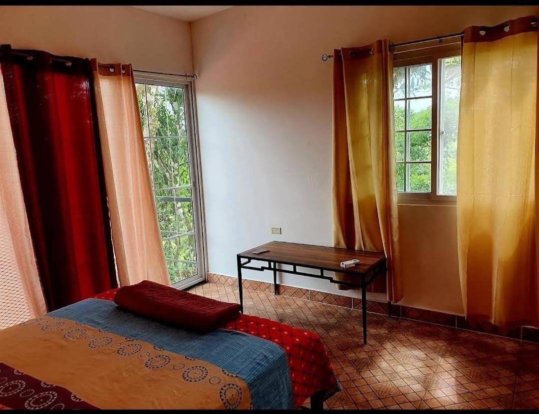 פורטובלו Rainforest Lodge Del Rio מראה חיצוני תמונה